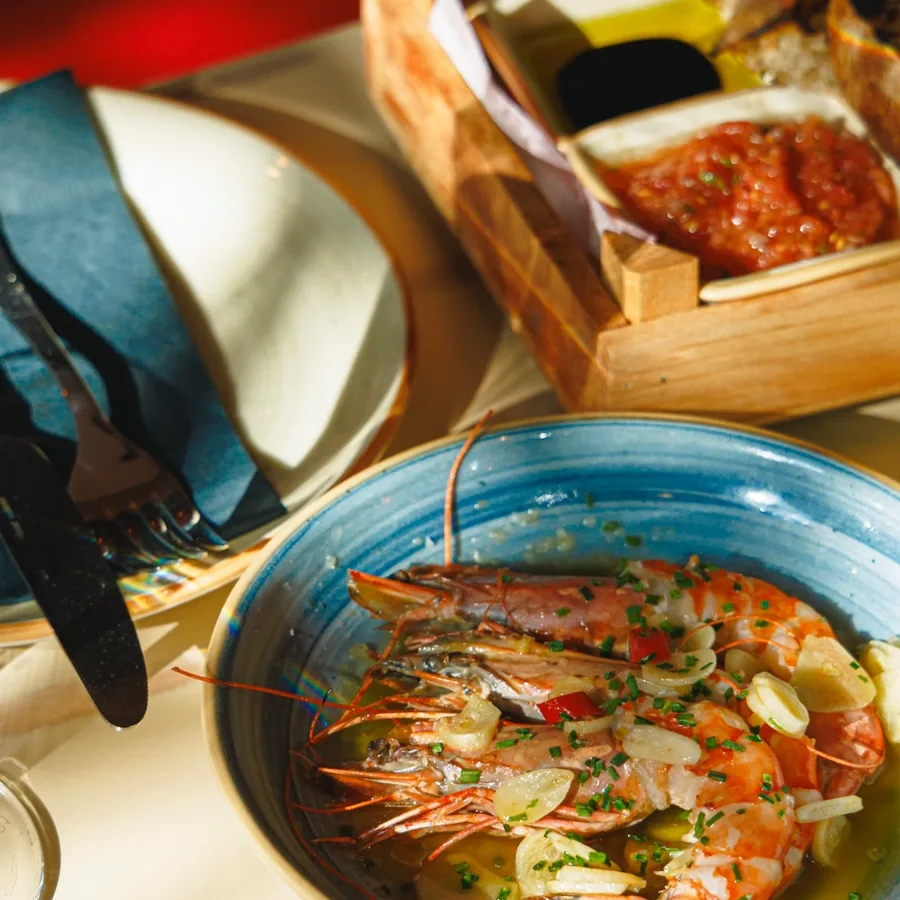 Gambas al ajillo, king prawns in garlic and chilli